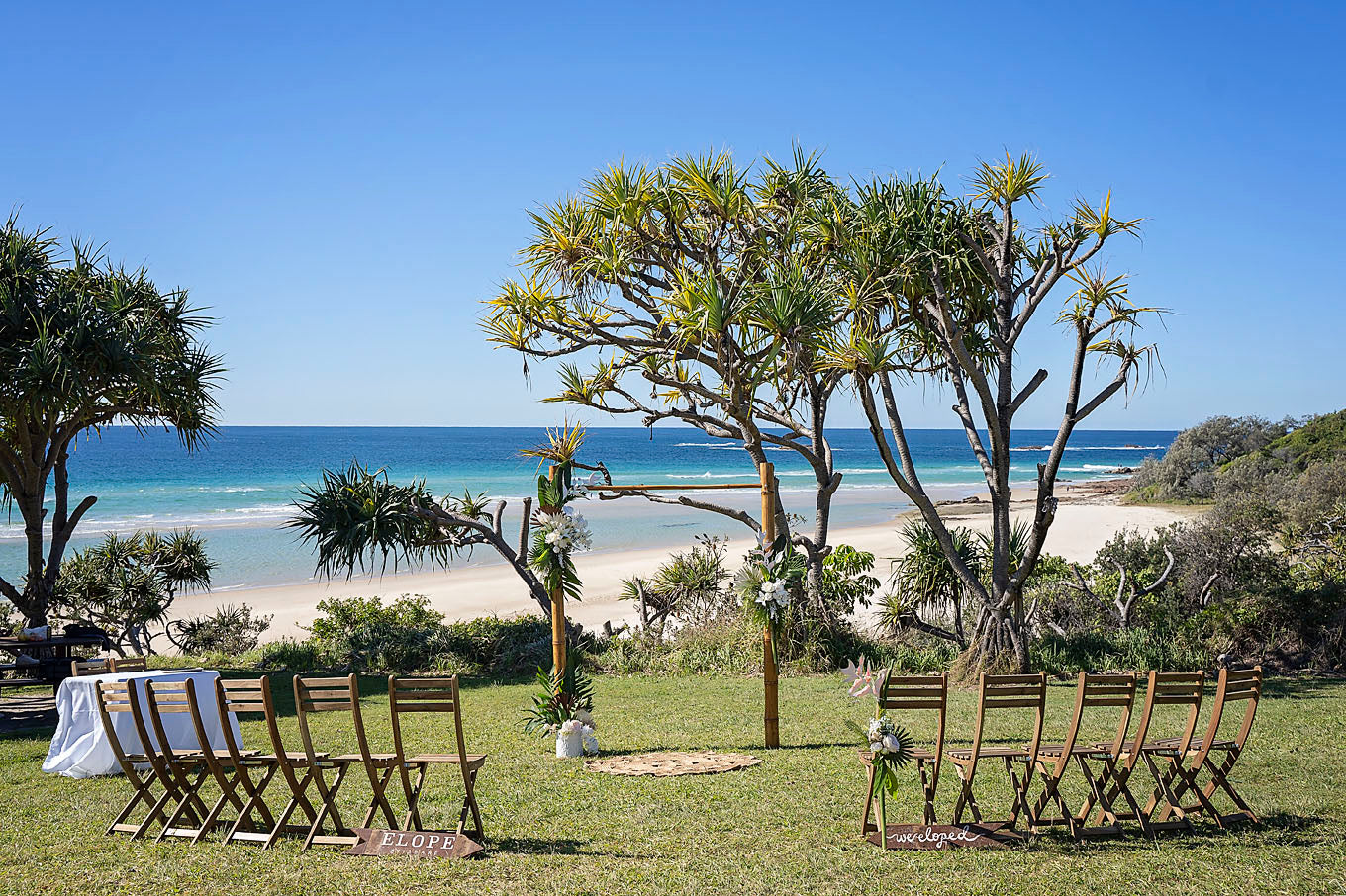 Ceremony styling - North Stradbroke Island