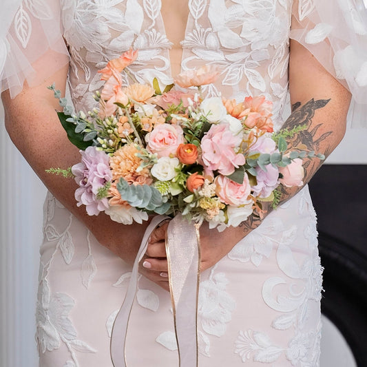 Bouquet hire - Pastel perfections