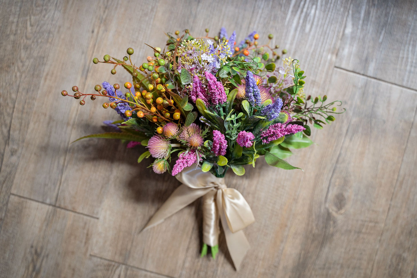 Bouquet hire - Berry me happy