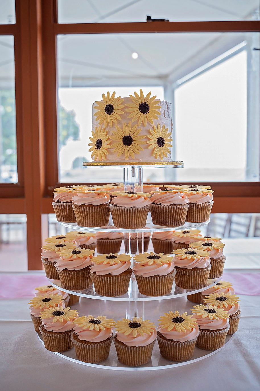 Cakes - From the Heart Cupcakes