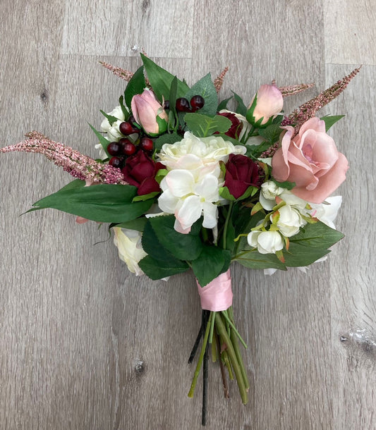 Bouquet hire - Rosé romance